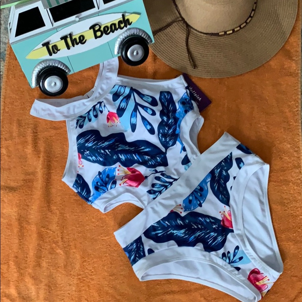 NWT‼️ 1-piece cutout 🏊‍♀️ suit‼️